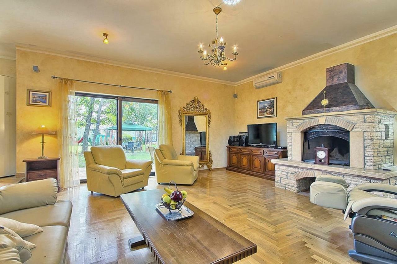 Holiday Home Sarita Šišan المظهر الخارجي الصورة
